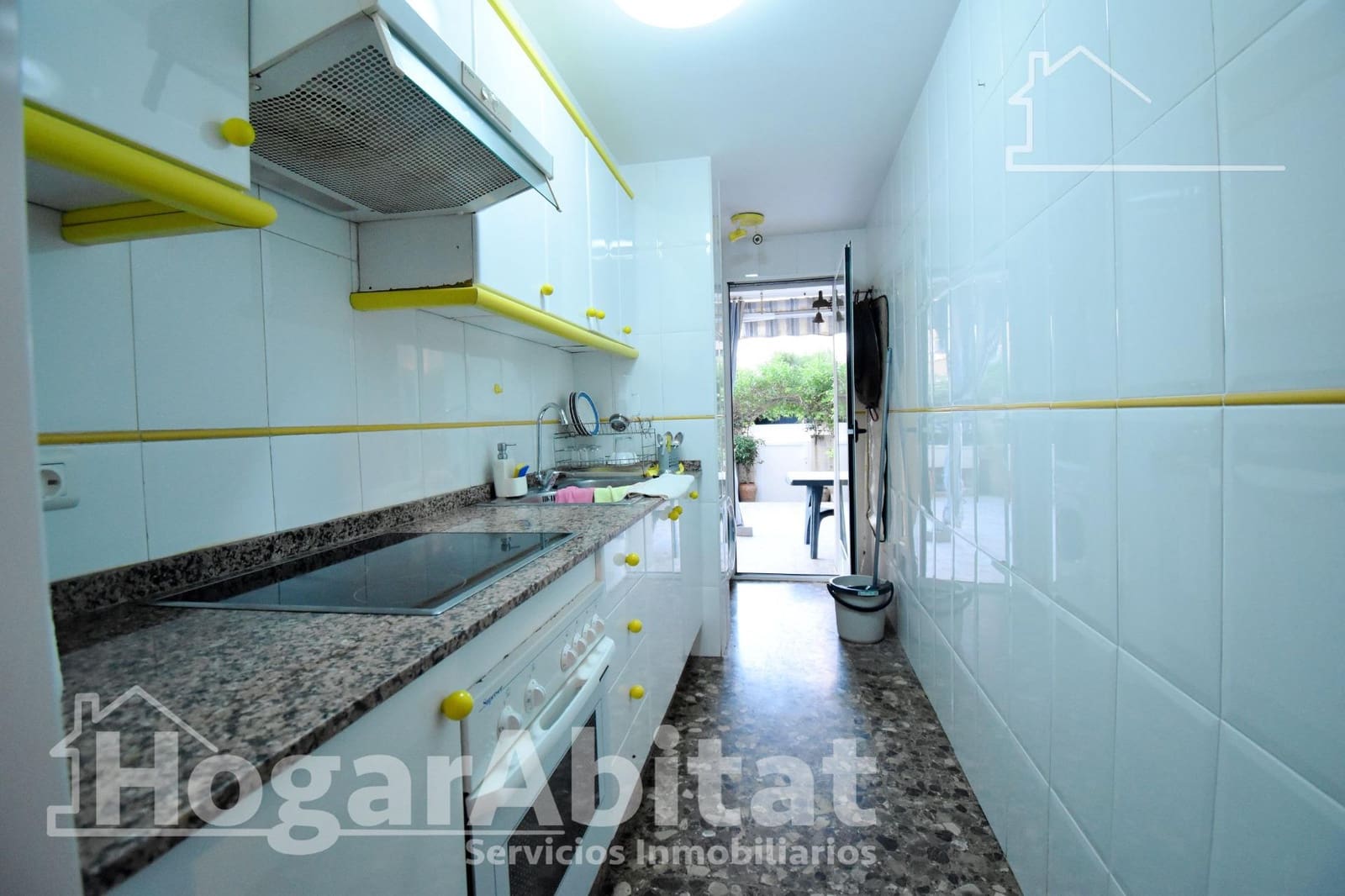2 bedroom Flat for sale in Miramar with pool - € 220,000 (Ref: 10109822)