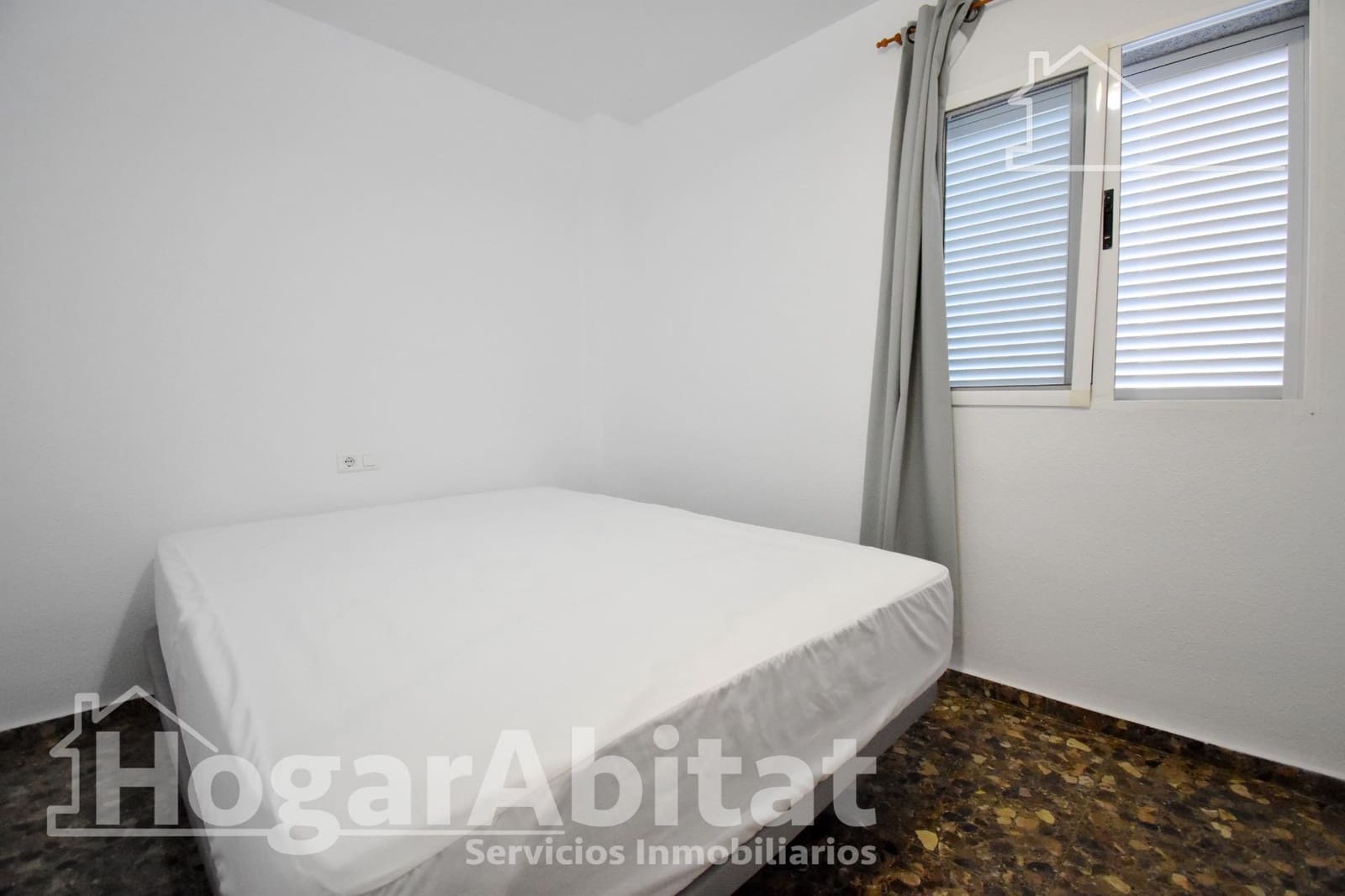 2 bedroom Flat for sale in Miramar with pool - € 220,000 (Ref: 10109822)