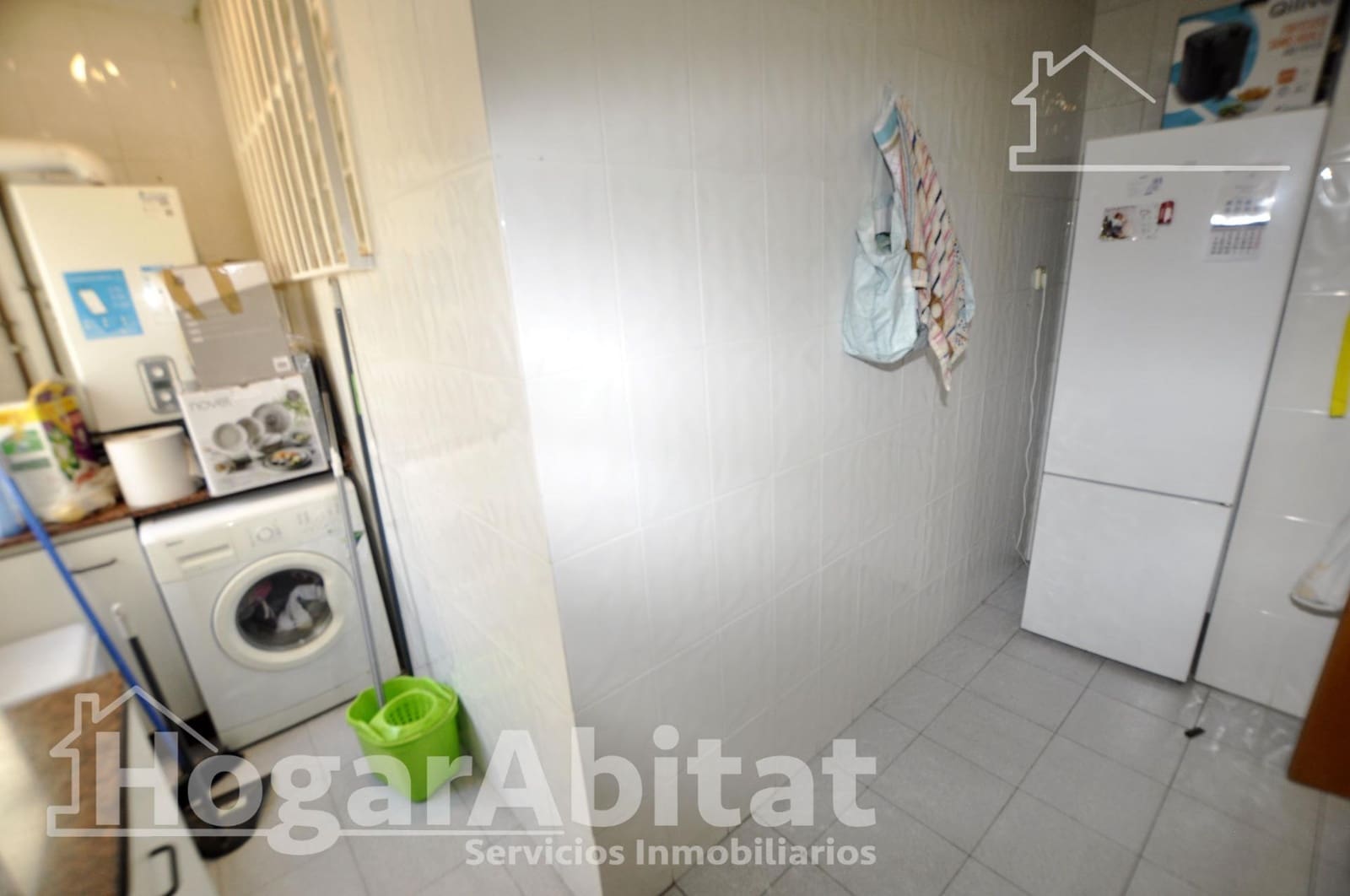 4 bedroom Flat for sale in Valencia city - € 225,000 (Ref: 10109831)