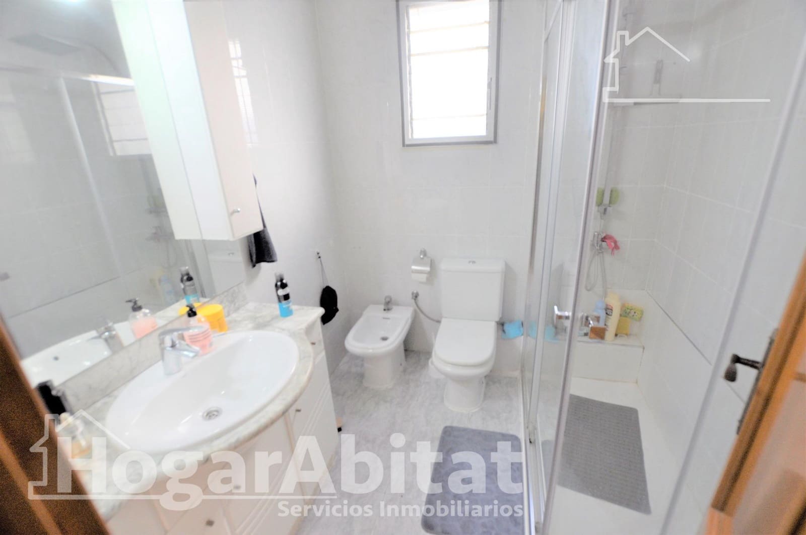 4 bedroom Flat for sale in Valencia city - € 225,000 (Ref: 10109831)