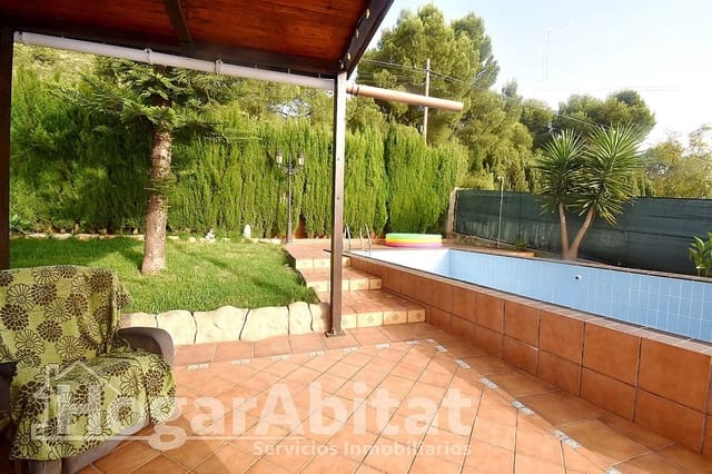 4 Zimmer Villa zu verkaufen in Borriol mit Pool Garage - 265.000 € (Ref: 10109832)