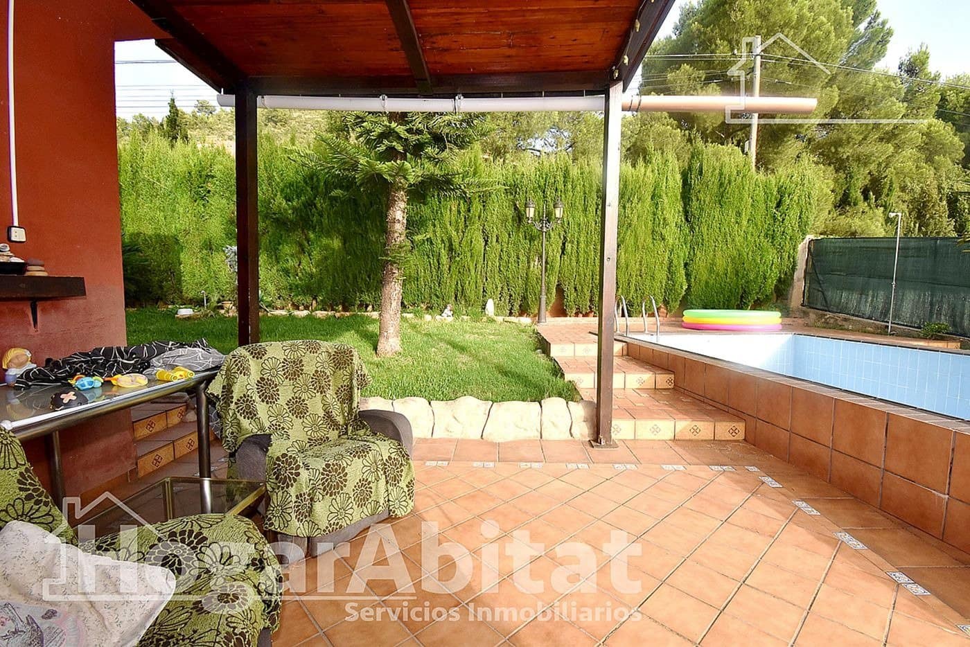 4 bedroom Villa for sale in Borriol with pool garage - € 265,000 (Ref: 10109832)