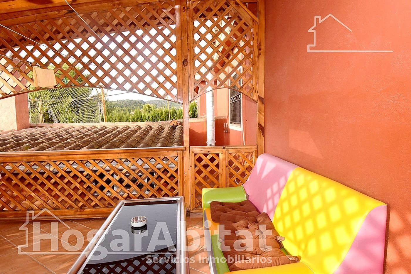 4 bedroom Villa for sale in Borriol with pool garage - € 265,000 (Ref: 10109832)