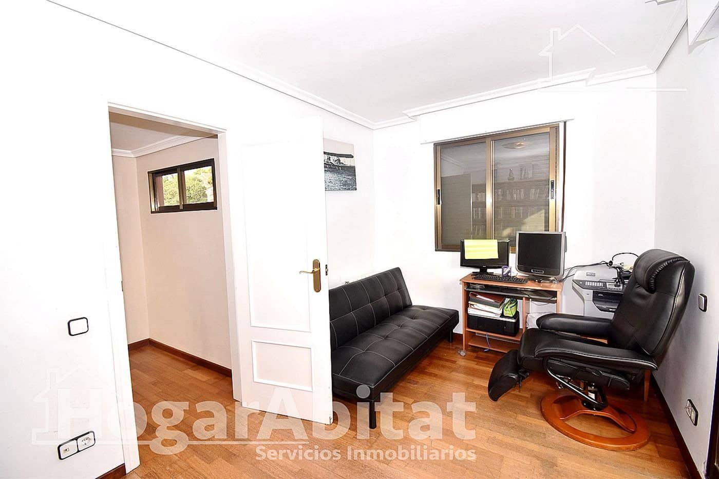 4 bedroom Villa for sale in Borriol with pool garage - € 265,000 (Ref: 10109832)