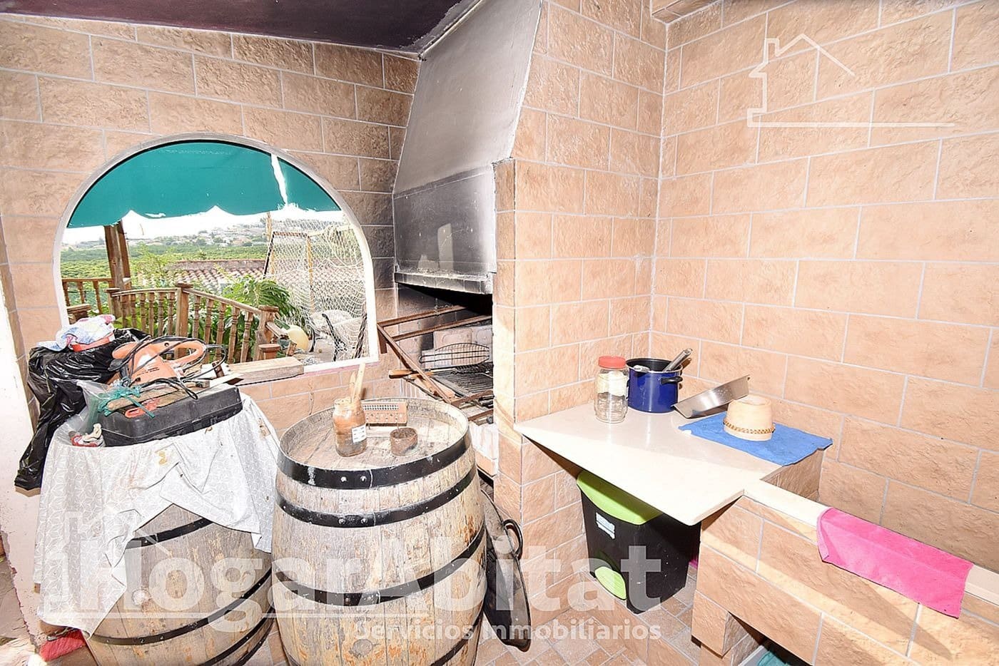 4 bedroom Villa for sale in Borriol with pool garage - € 265,000 (Ref: 10109832)