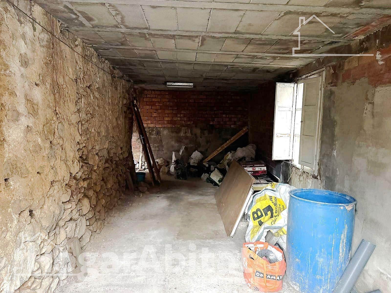 Townhouse for sale in Borriol with garage - € 48,000 (Ref: 10109836)