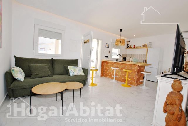 5 soveværelse Byhus til salg i Oliva med swimmingpool - € 590.000 (Ref: 10109838)