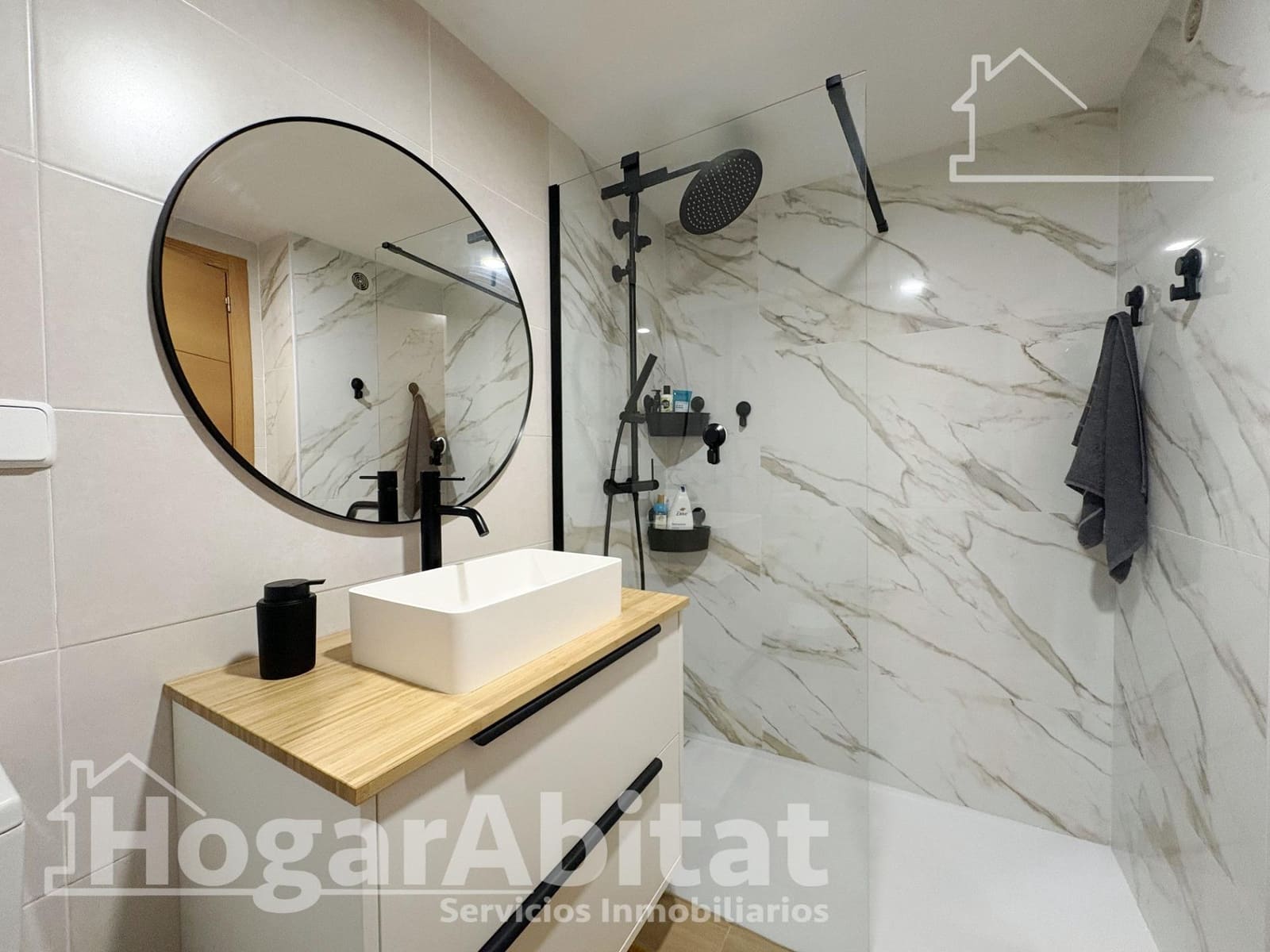 3 Zimmer Wohnung zu verkaufen in Favara mit Garage - 159.000 € (Ref: 10115695)