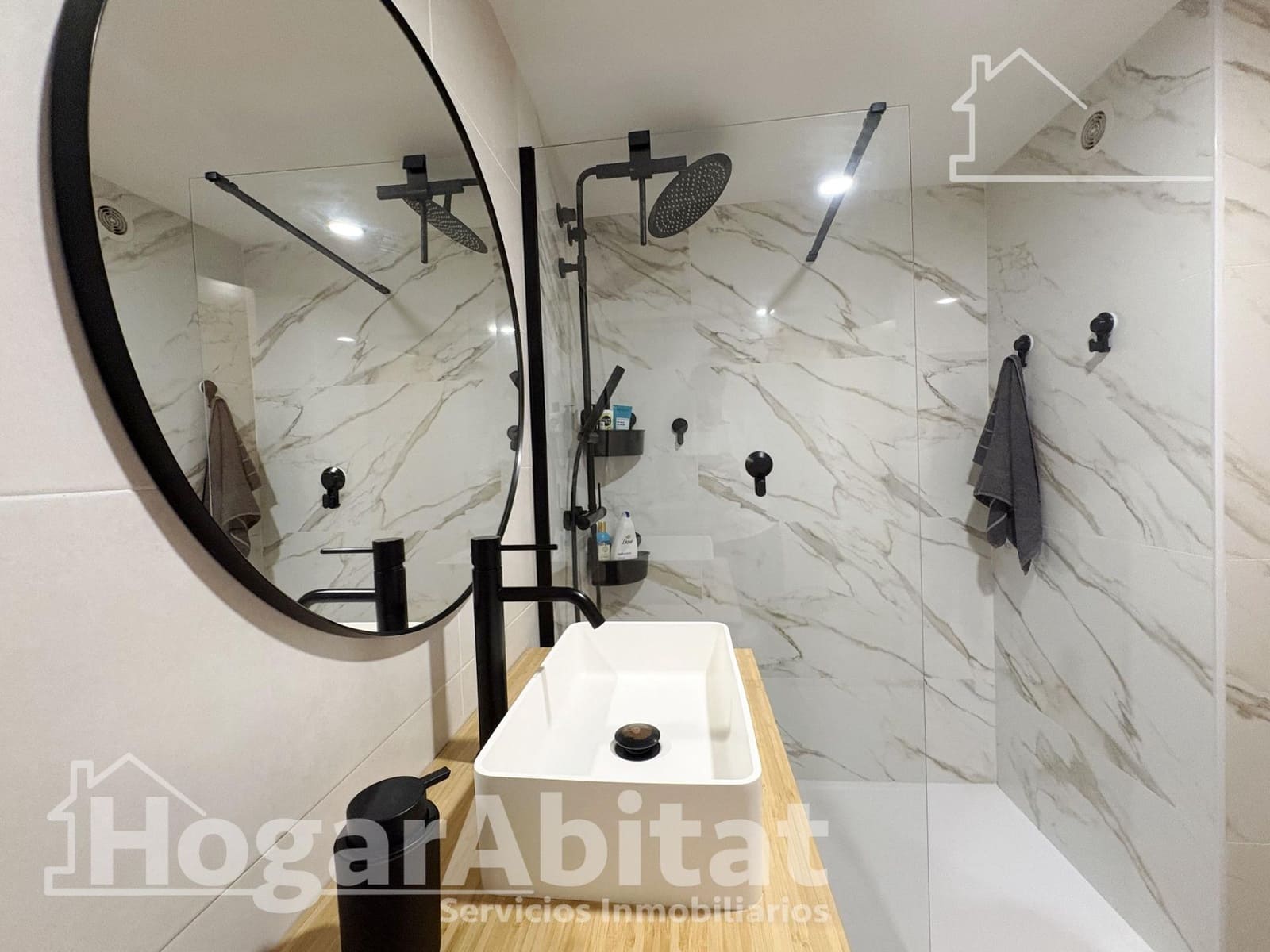 3 Zimmer Wohnung zu verkaufen in Favara mit Garage - 159.000 € (Ref: 10115695)