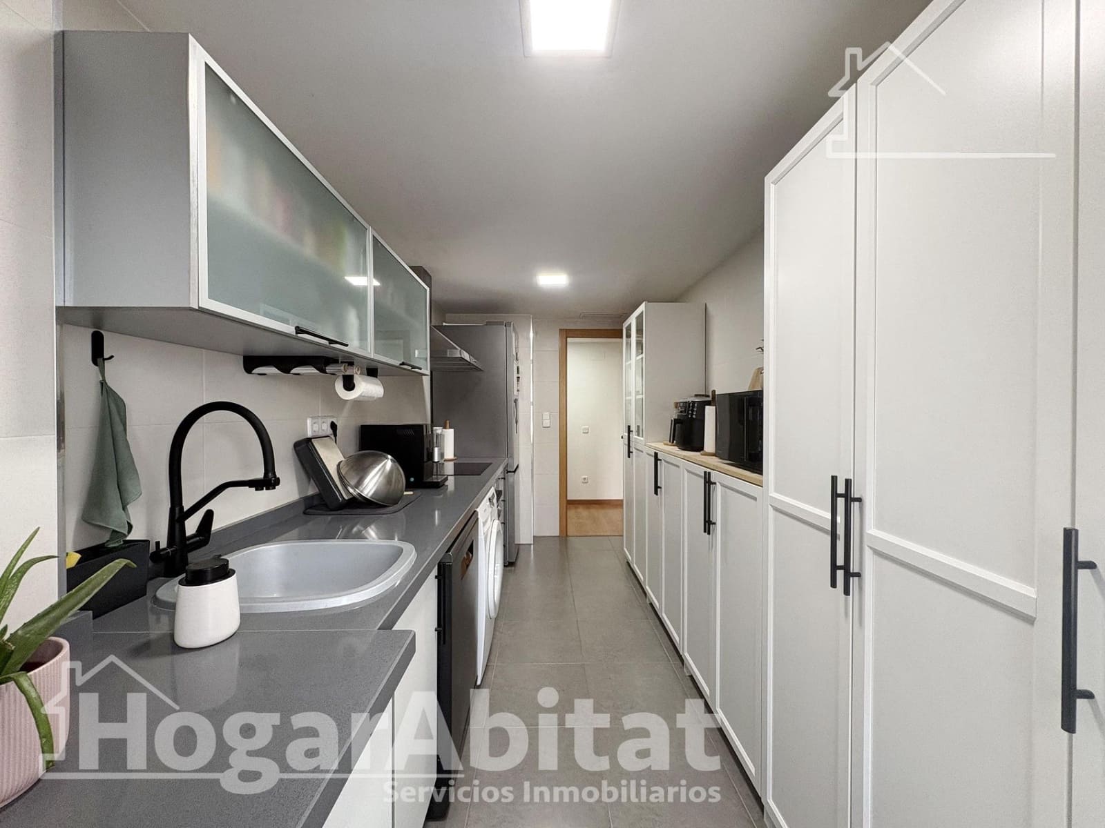3 Zimmer Wohnung zu verkaufen in Favara mit Garage - 159.000 € (Ref: 10115695)