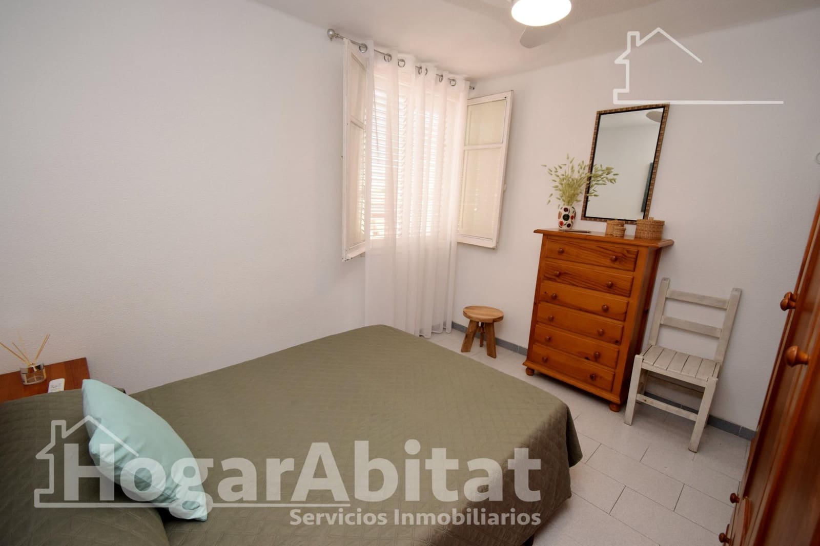 2 bedroom Flat for sale in Benicassim with garage - € 229,000 (Ref: 10115698)