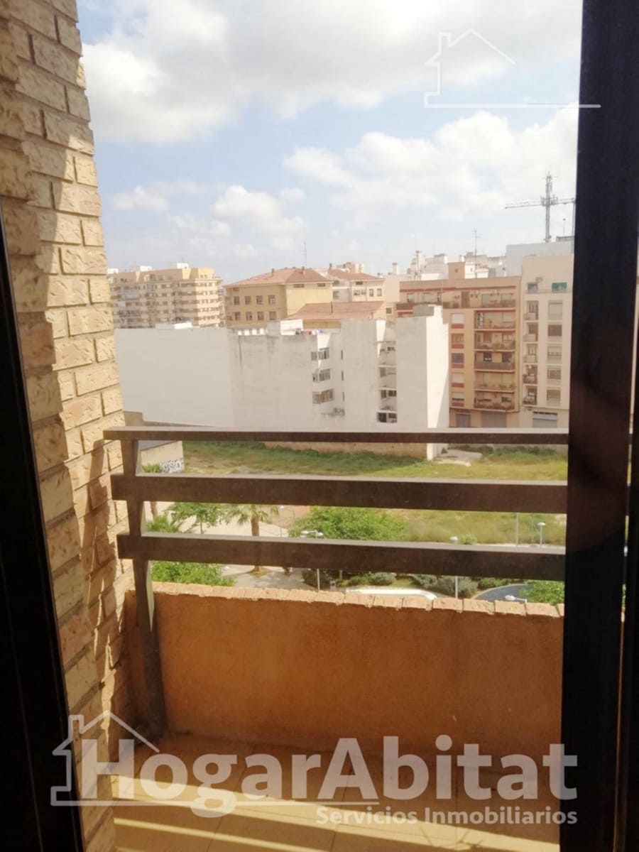 6 bedroom Penthouse for sale in Castello de la Plana with garage - € 349,000 (Ref: 10115699)