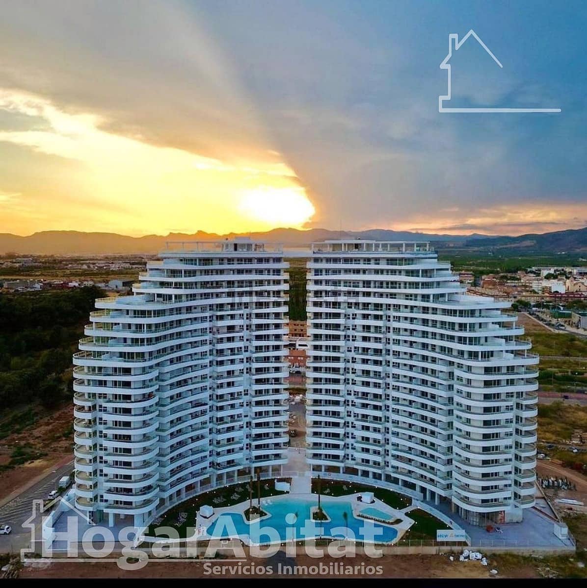 4 bedroom Penthouse for sale in Canet d'En Berenguer with pool garage - € 850,000 (Ref: 10115701)