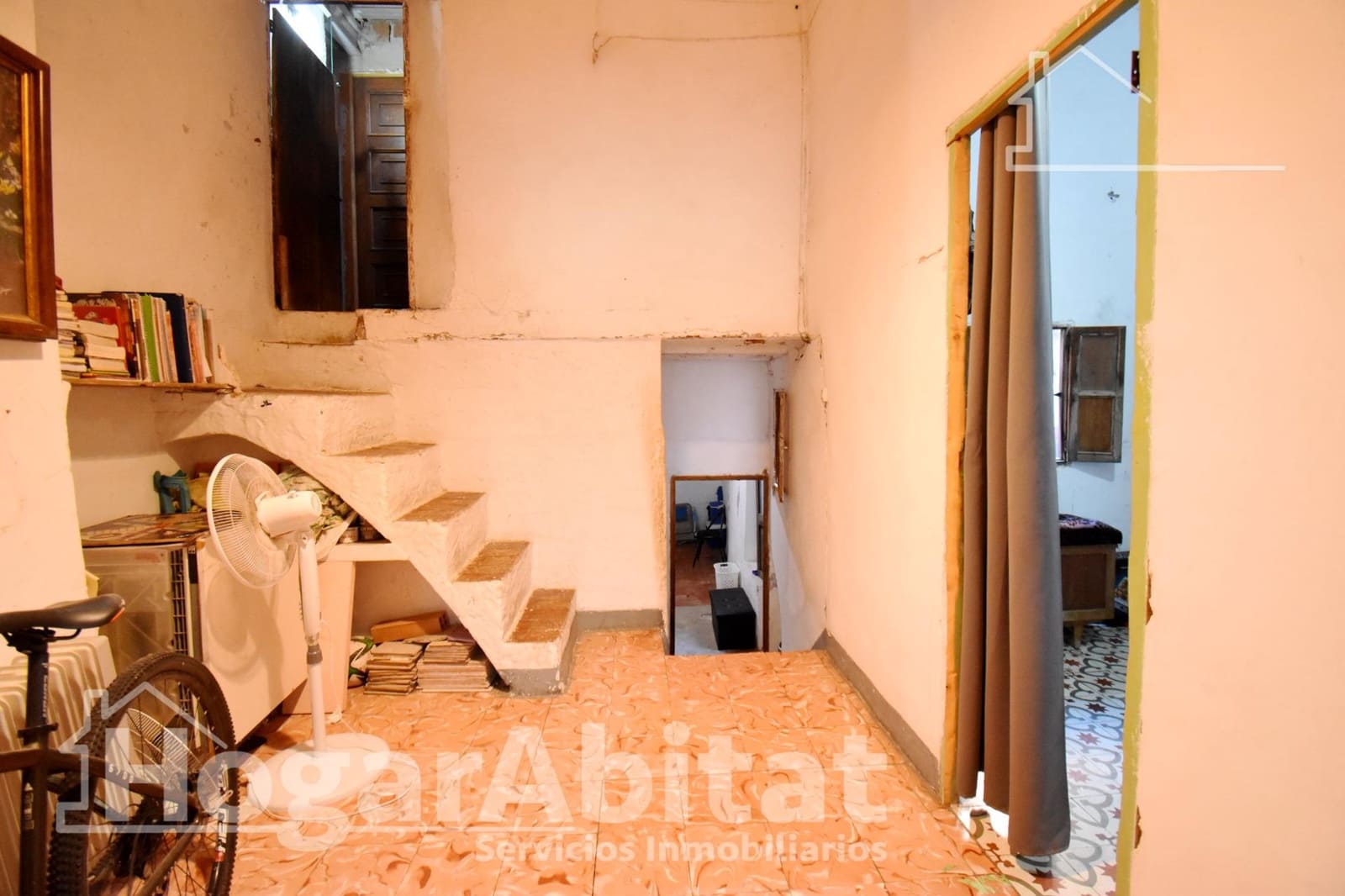 5 bedroom Townhouse for sale in Villalonga - € 188,000 (Ref: 10115713)