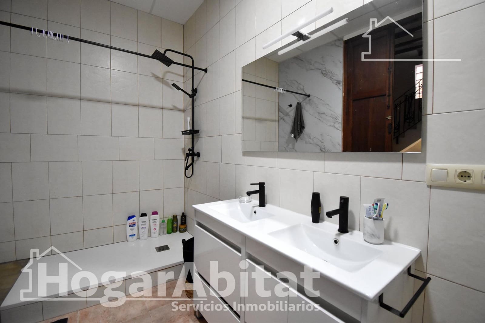 6 bedroom Townhouse for sale in Bellreguard with pool garage - € 290,000 (Ref: 10115714)