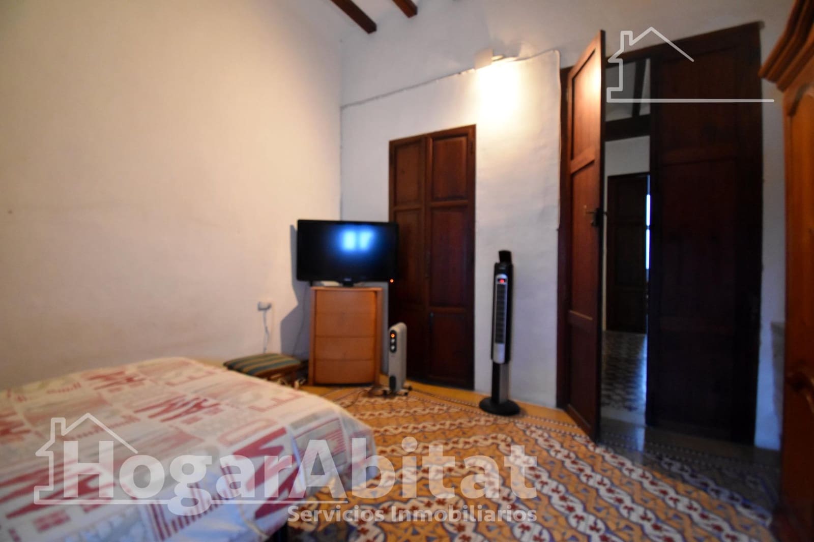 6 bedroom Townhouse for sale in Bellreguard with pool garage - € 290,000 (Ref: 10115714)