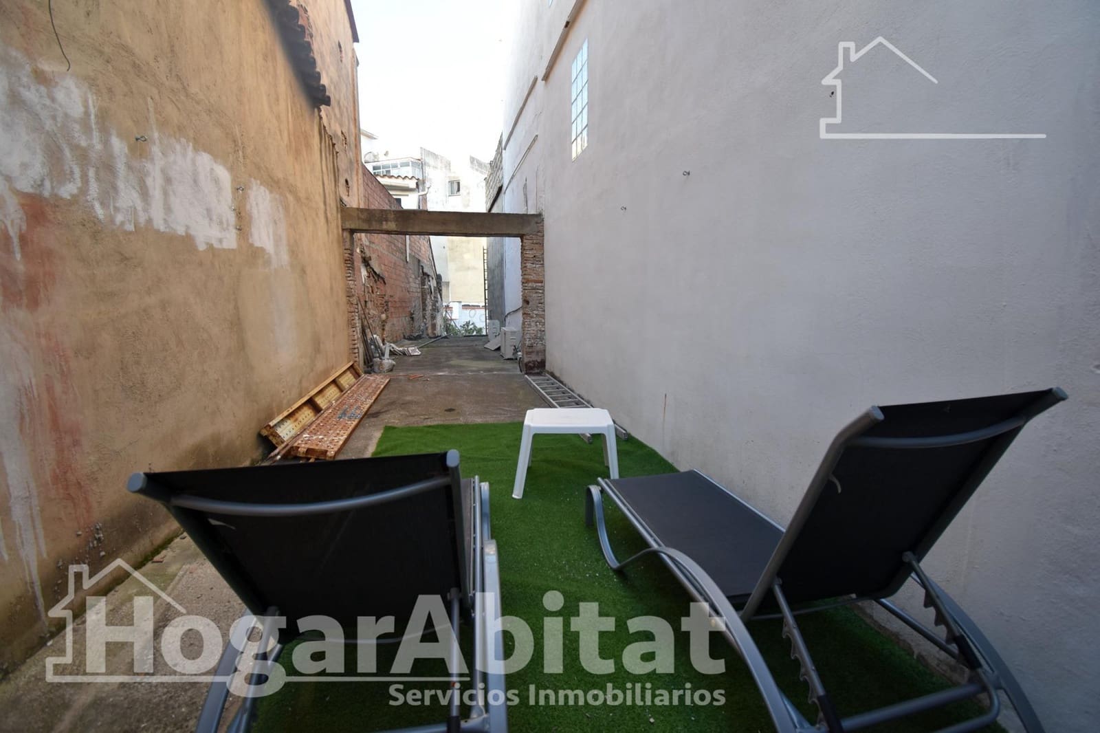 6 bedroom Townhouse for sale in Bellreguard with pool garage - € 290,000 (Ref: 10115714)