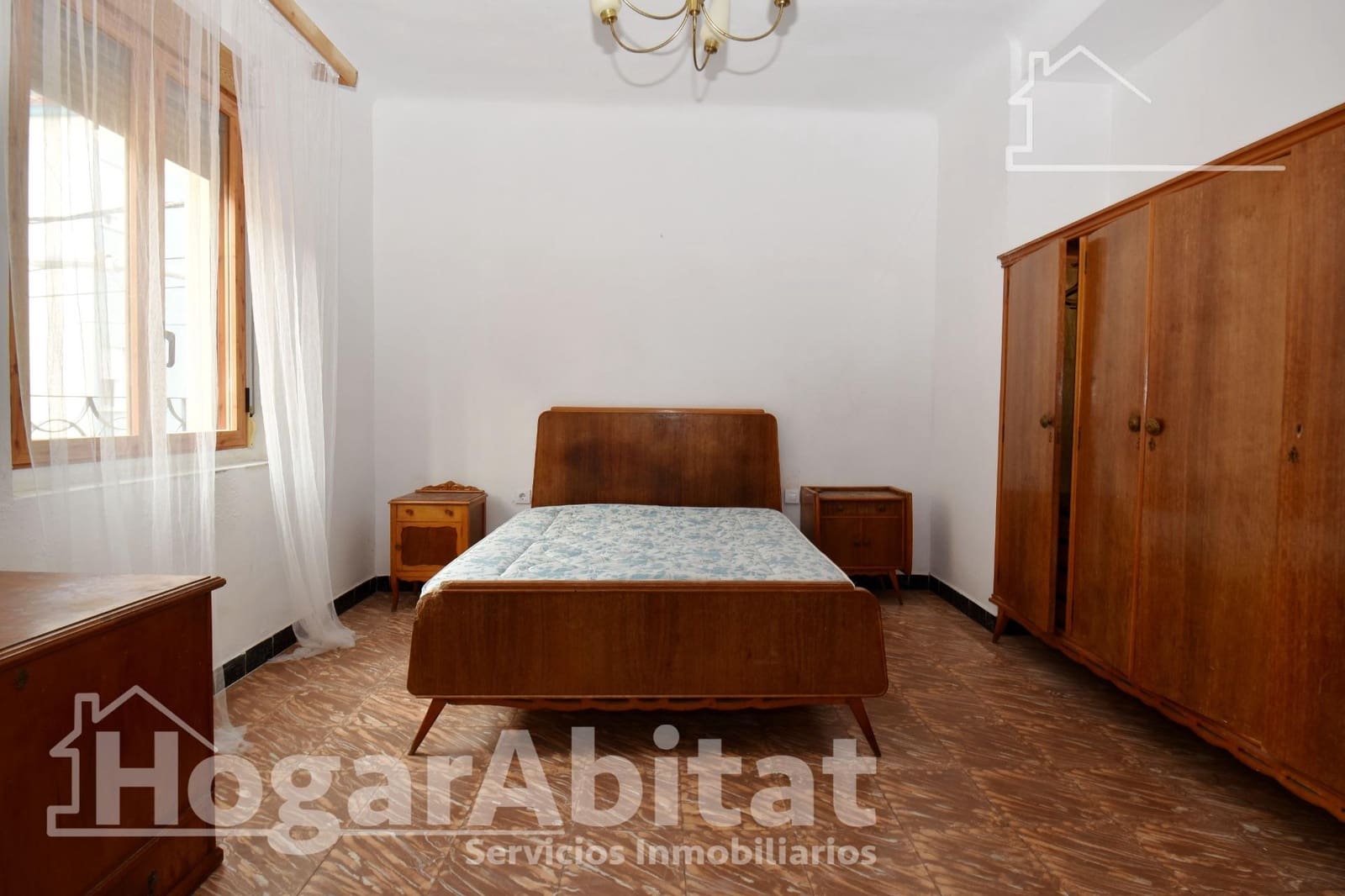 5 makuuhuone Kattohuoneisto myytävänä paikassa Valencia kaupunki - 170 000 € (Ref: 10129598)