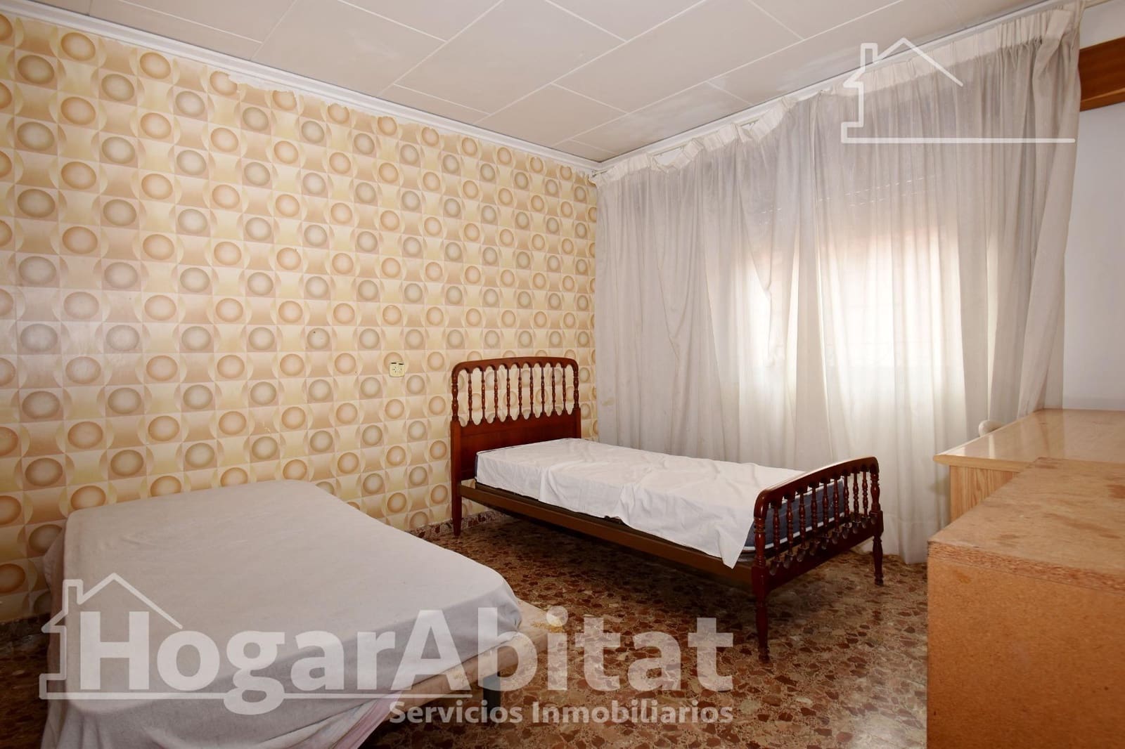 5 makuuhuone Kattohuoneisto myytävänä paikassa Valencia kaupunki - 170 000 € (Ref: 10129598)