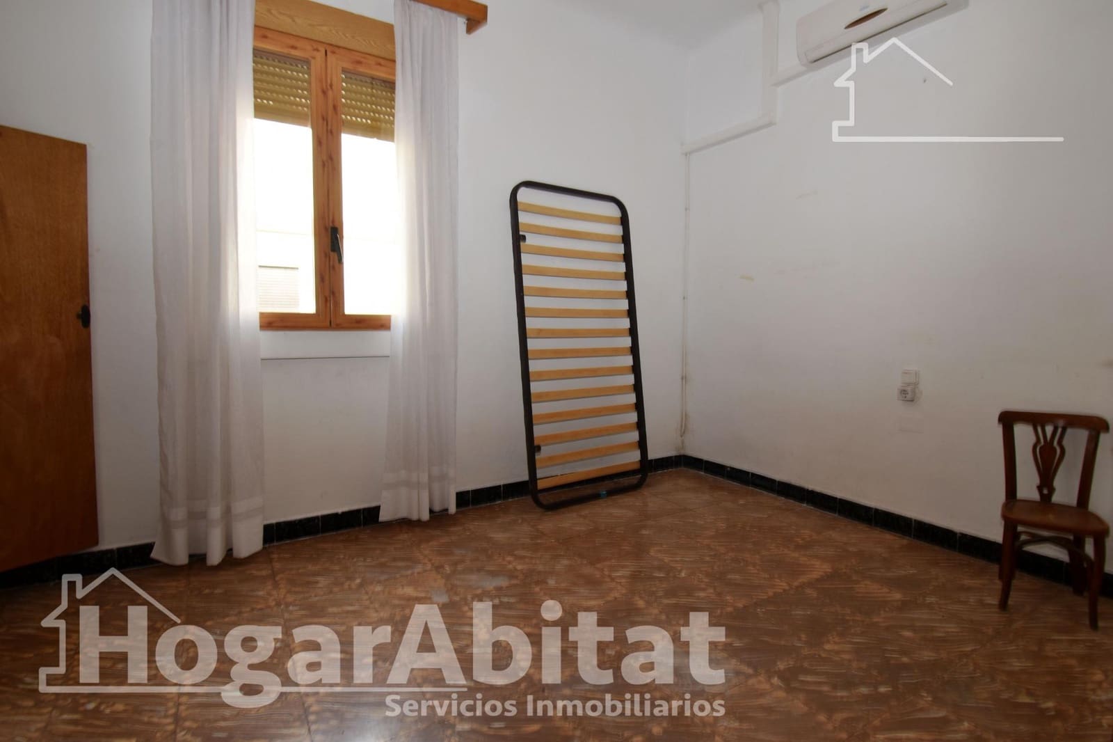 5 makuuhuone Kattohuoneisto myytävänä paikassa Valencia kaupunki - 170 000 € (Ref: 10129598)