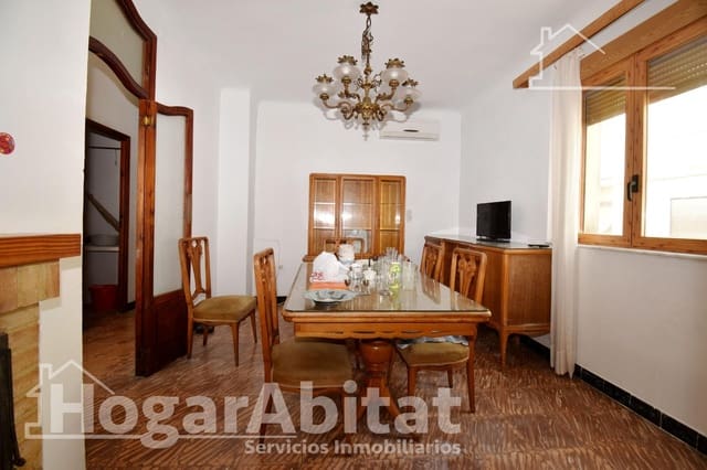 5 makuuhuone Kattohuoneisto myytävänä paikassa Sant Francesc, Valencia kaupunki - 170 000 € (Ref: 10129598)