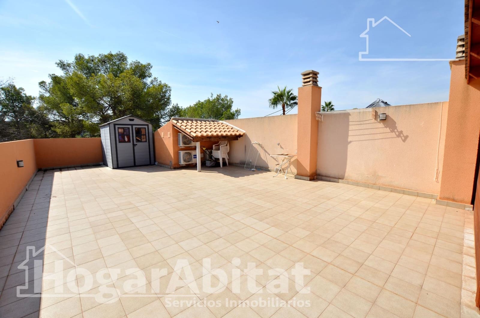 3 soverom Villa til salgs i El Campello med svømmebasseng garasje - € 439 000 (Ref: 10129613)