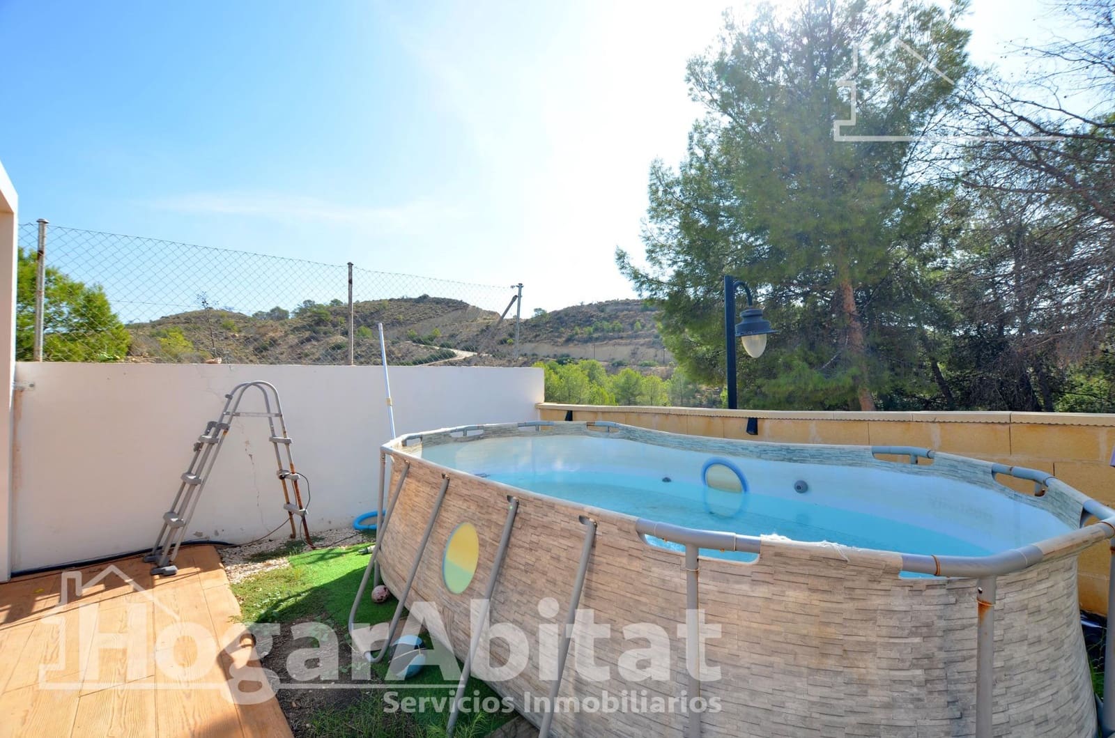 3 soverom Villa til salgs i El Campello med svømmebasseng garasje - € 439 000 (Ref: 10129613)