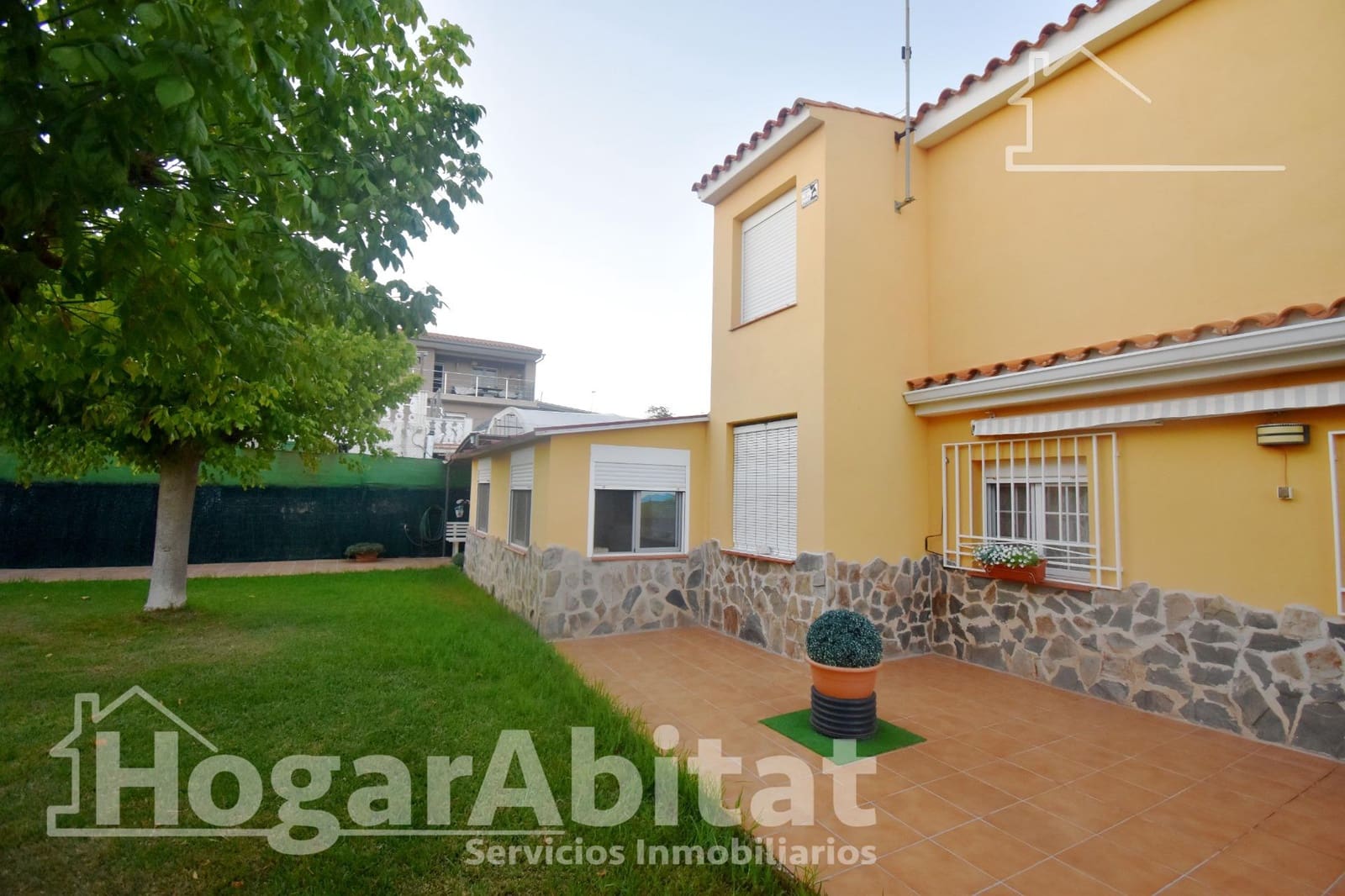 4 chambre Villa/Maison à vendre à Castello de la Plana avec garage - 367 195 € (Ref: 10129615)