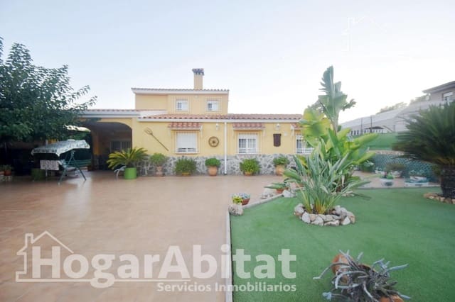 4 chambre Villa/Maison à vendre à Castelló de la Plana avec garage - 367 195 € (Ref: 10129615)