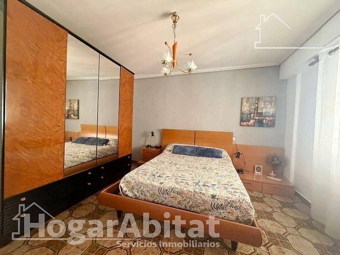 4 quarto Casa em Banda para venda em Aldaia - 240 000 € (Ref: 10129628)