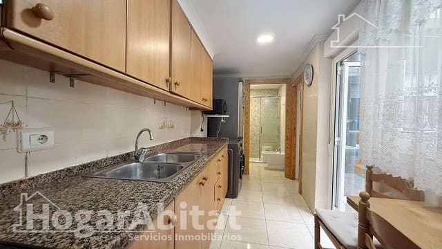 4 makuuhuone Omakotitalo myytävänä paikassa Gandia - 250 000 € (Ref: 10129631)