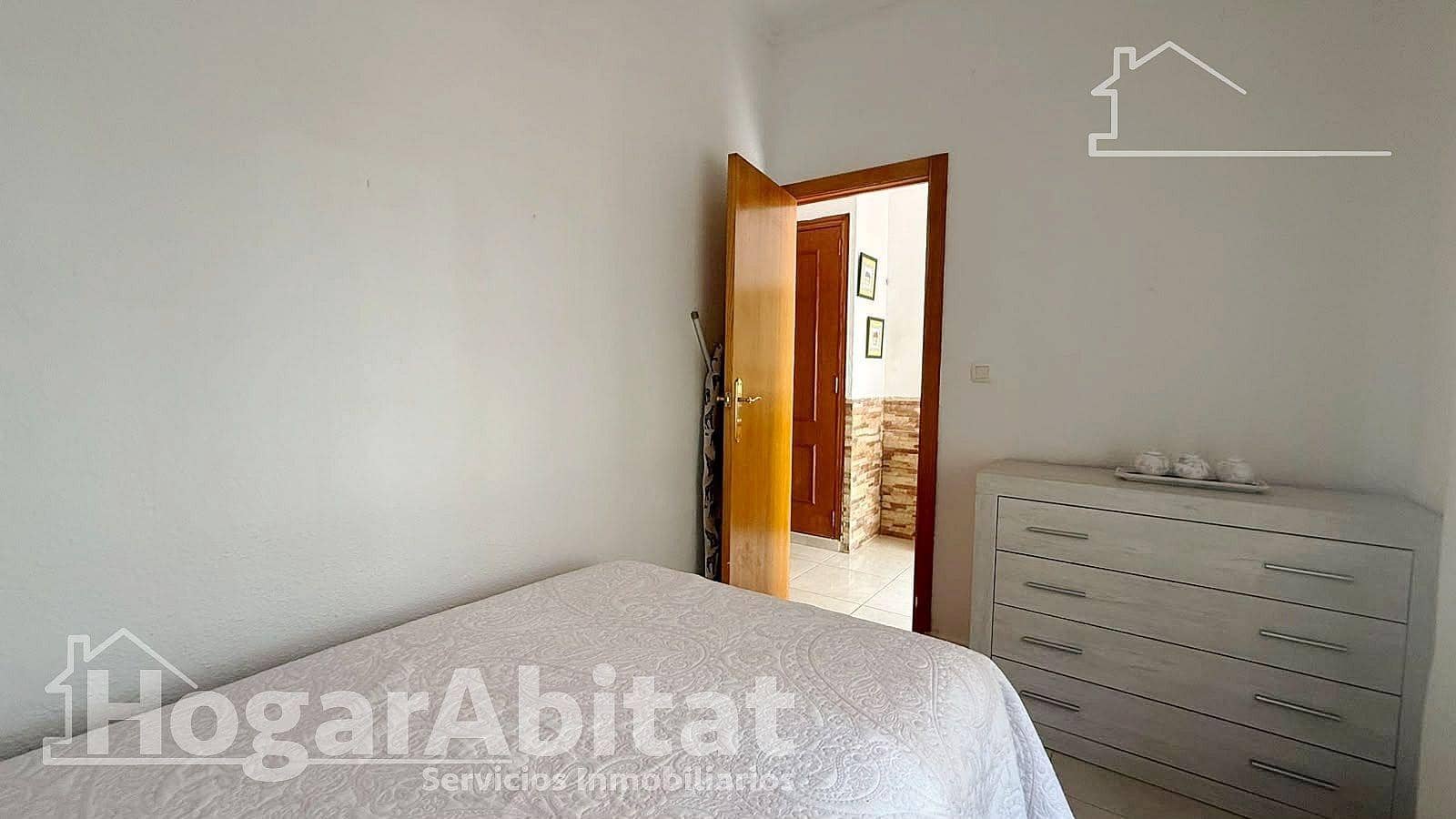 4 bedroom Townhouse for sale in Gandia - € 250,000 (Ref: 10132087)