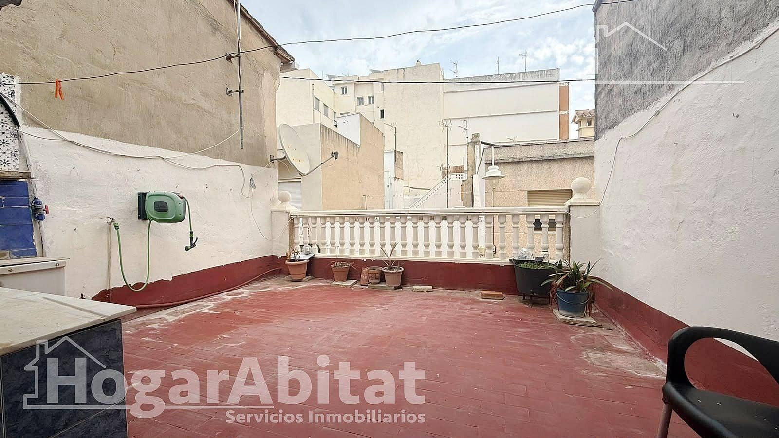 4 bedroom Townhouse for sale in Gandia - € 250,000 (Ref: 10132087)