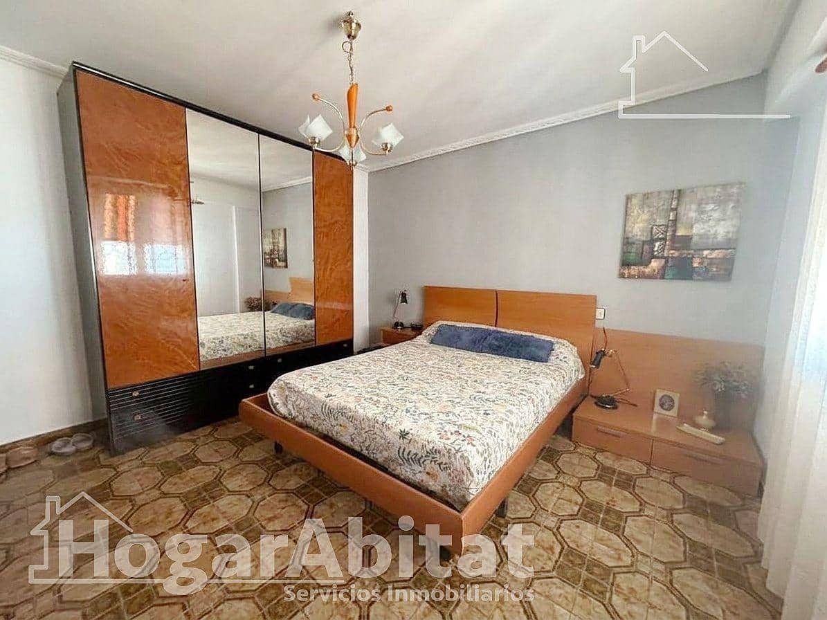4 makuuhuone Omakotitalo myytävänä paikassa Aldaia - 240 000 € (Ref: 10132088)