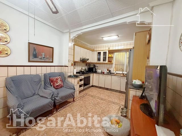4 Zimmer Haus zu verkaufen in Aldaia - 240.000 € (Ref: 10132088)