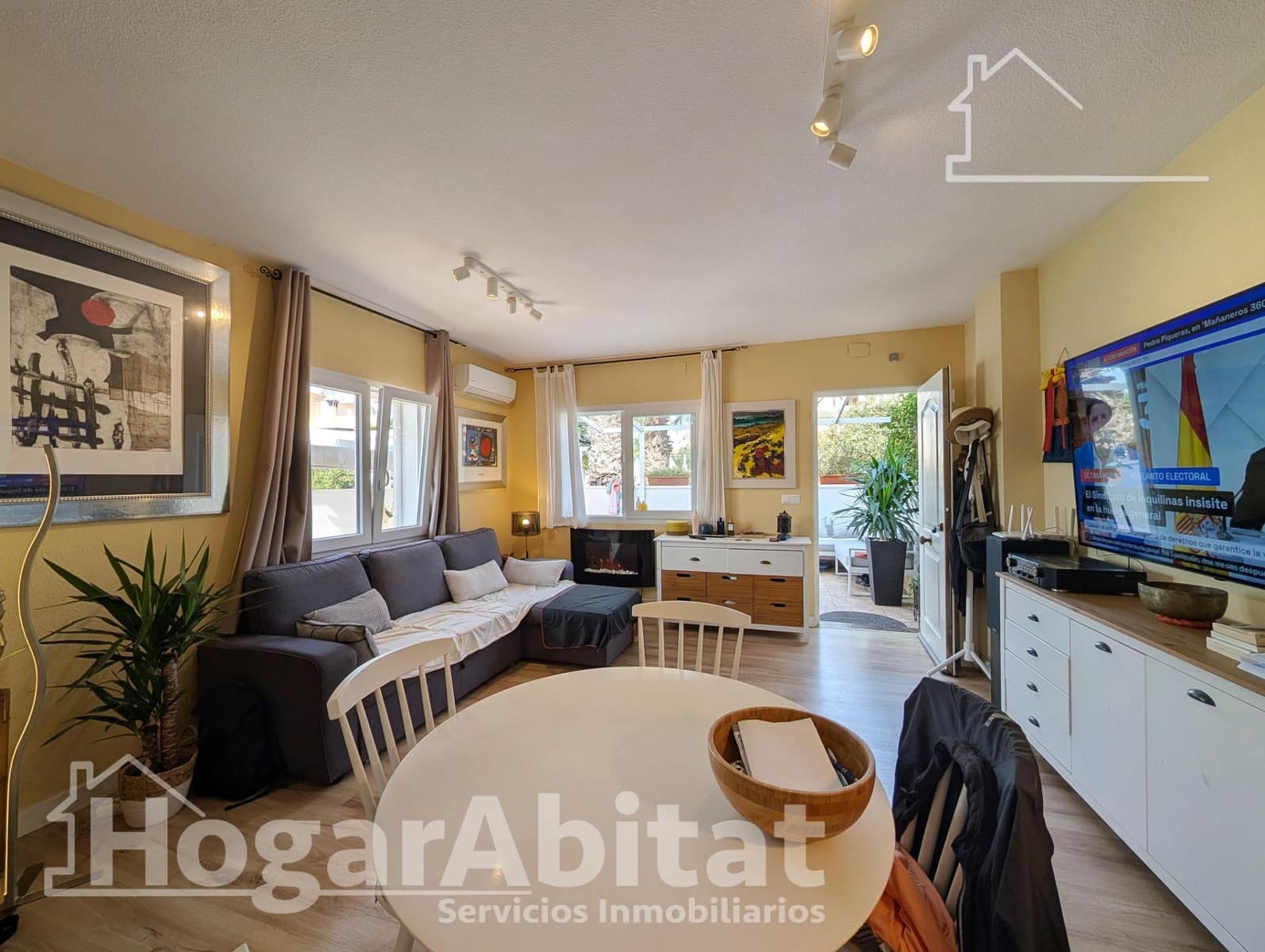 2 soveværelse Rækkehus til salg i Gran Alacant med swimmingpool garage - € 219.000 (Ref: 10136146)
