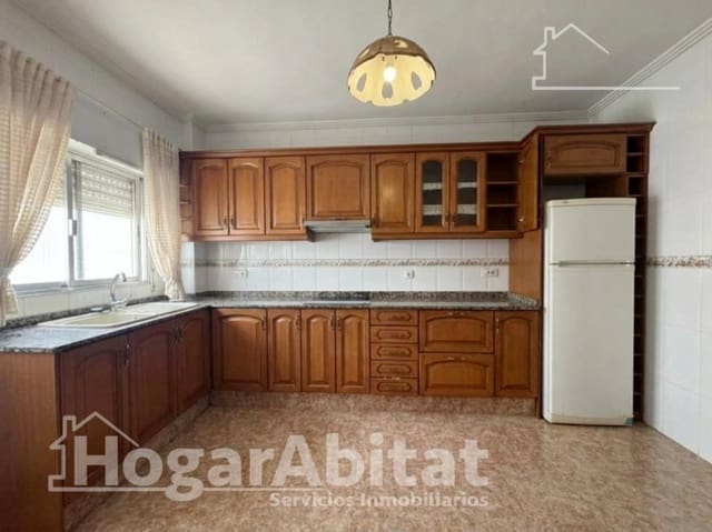 4 makuuhuone Asunto myytävänä paikassa Sagunto / Sagunt - 180 000 € (Ref: 10136156)