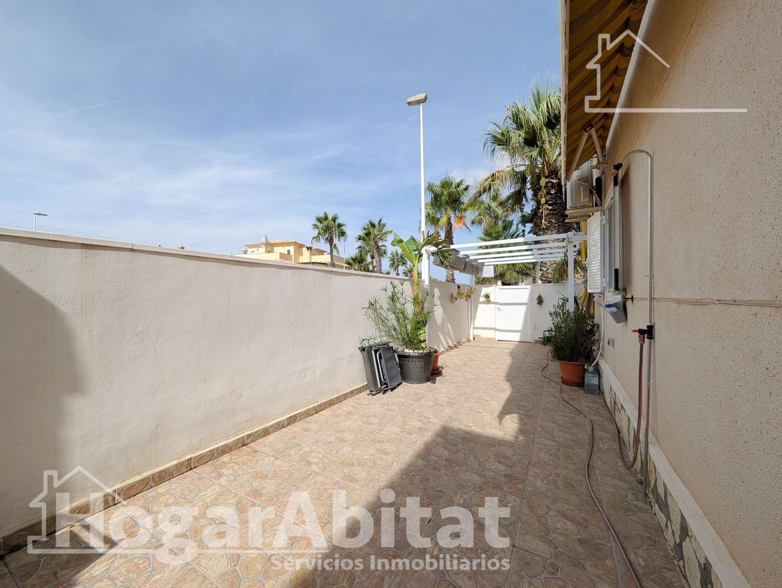2 soveværelse Rækkehus til salg i Gran Alacant med swimmingpool garage - € 219.000 (Ref: 10142443)