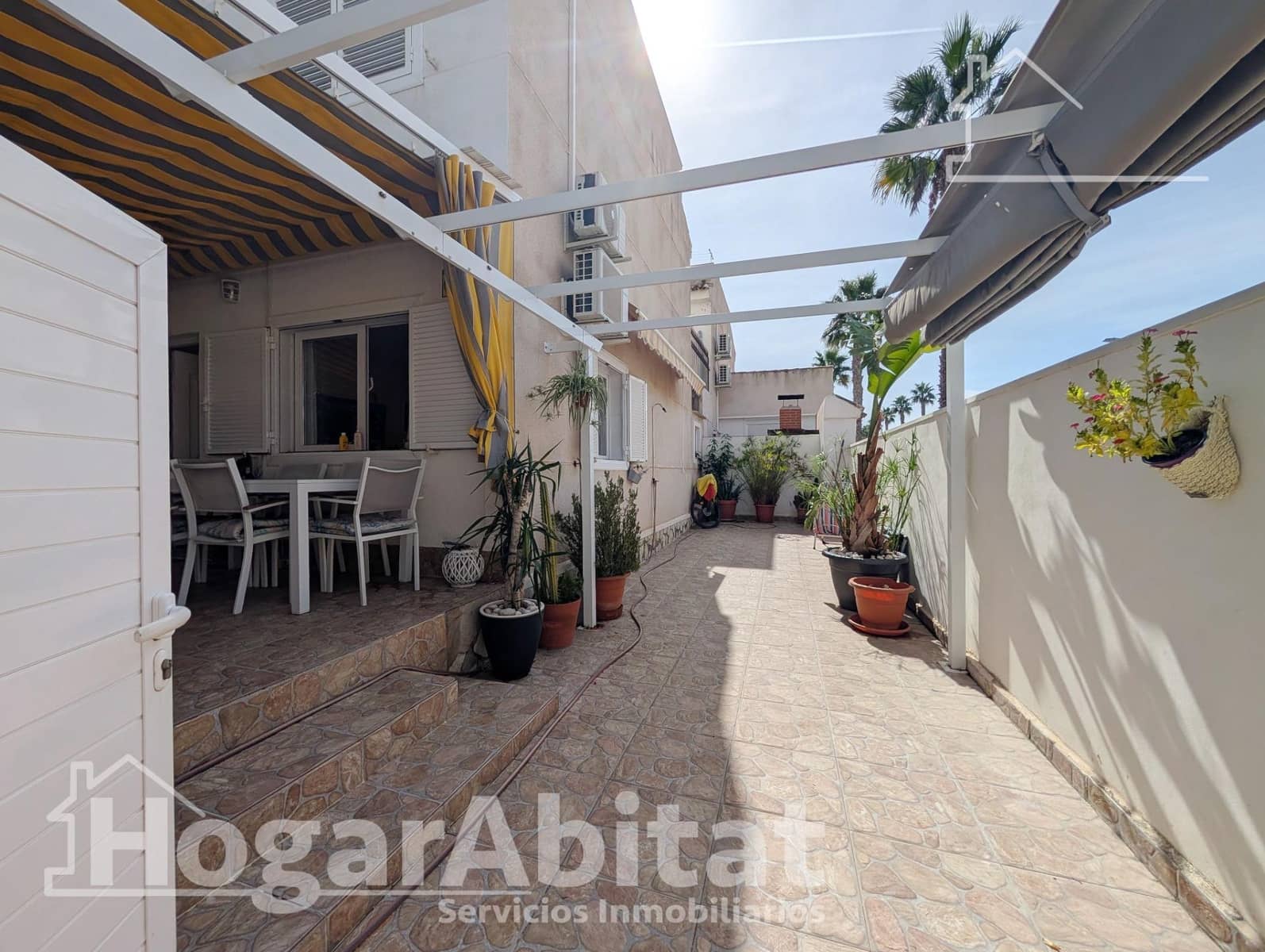 2 soveværelse Rækkehus til salg i Gran Alacant med swimmingpool garage - € 219.000 (Ref: 10142443)