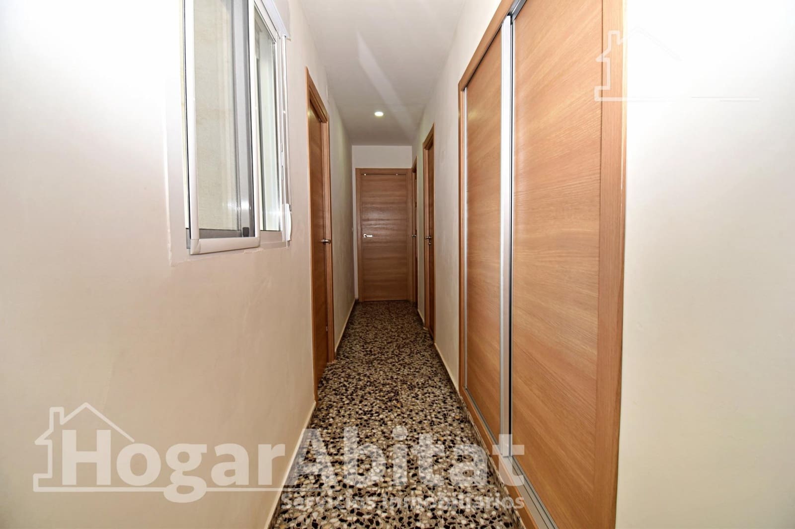 4 sovrum Lägenhet till salu i Oliva - 149 000 € (Ref: 10142444)