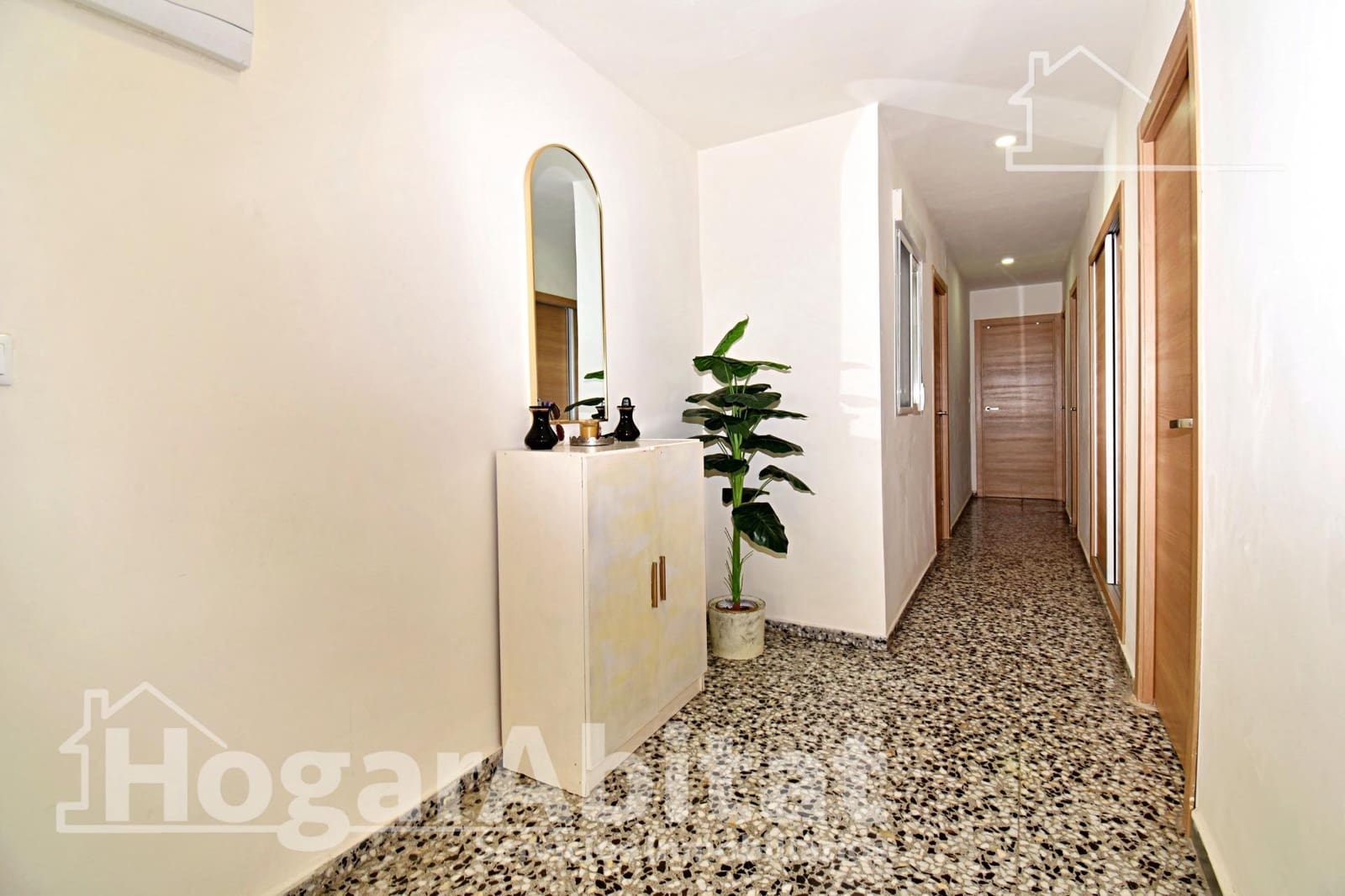 4 sovrum Lägenhet till salu i Oliva - 149 000 € (Ref: 10142444)