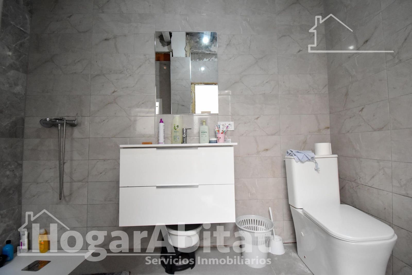 2 soveværelse Byhus til salg i Oliva - € 65.000 (Ref: 10142446)