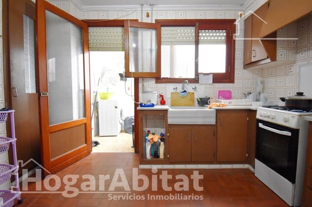4 soverom Leilighet til salgs i Tavernes de la Valldigna med garasje - € 120 000 (Ref: 10147204)