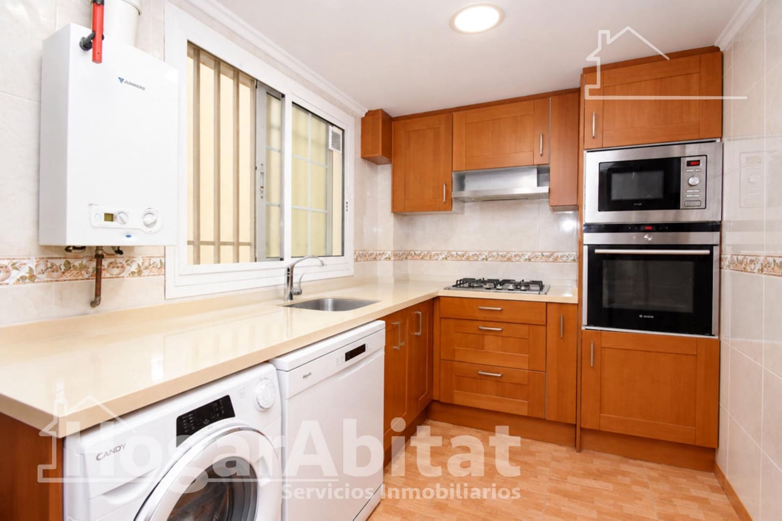 3 soveværelse Lejlighed til salg i Valencia by - € 359.000 (Ref: 10147207)