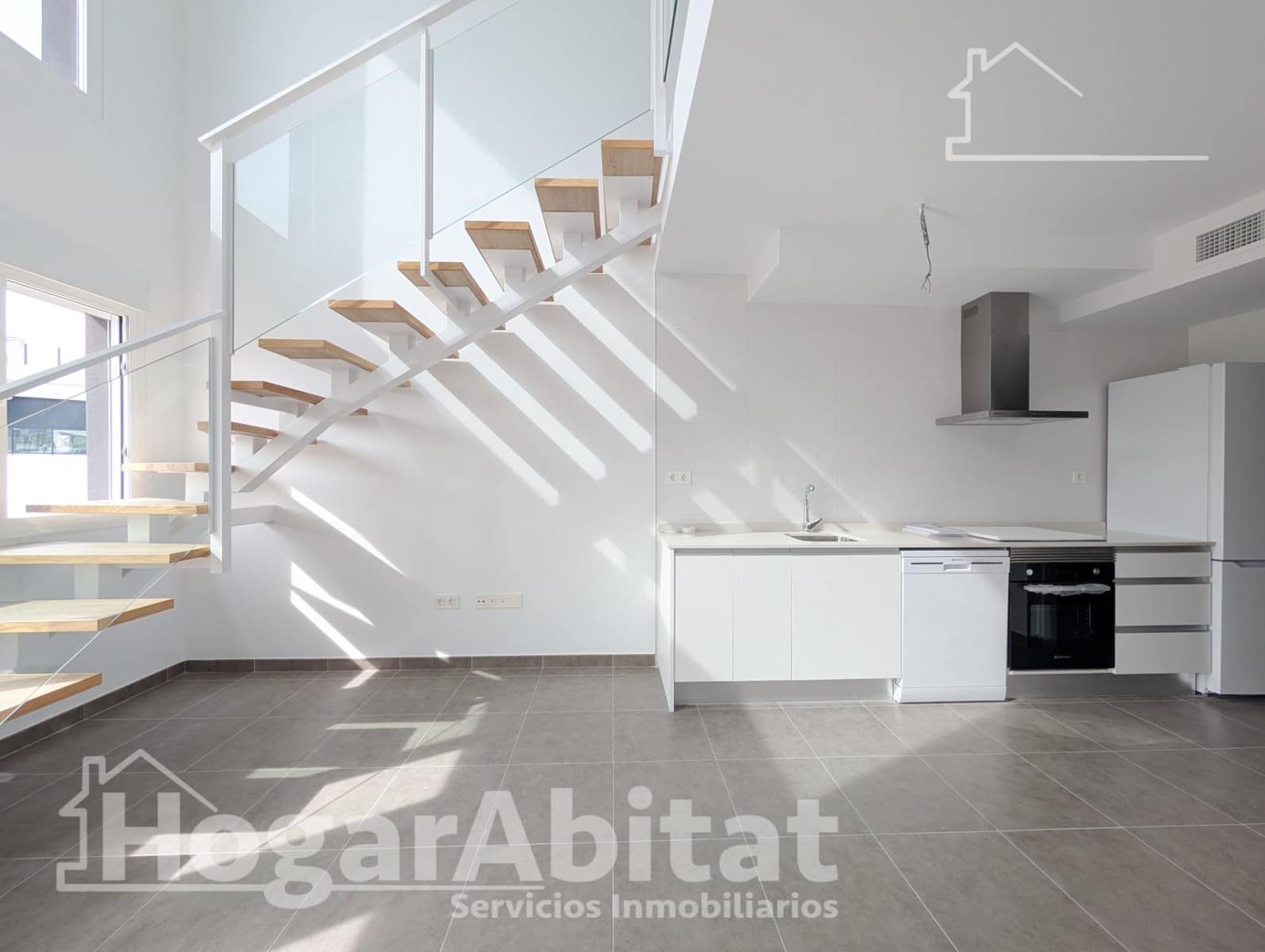 2 slaapkamer Rijtjeshuis te koop in Gran Alacant met zwembad garage - € 274.800 (Ref: 10147210)