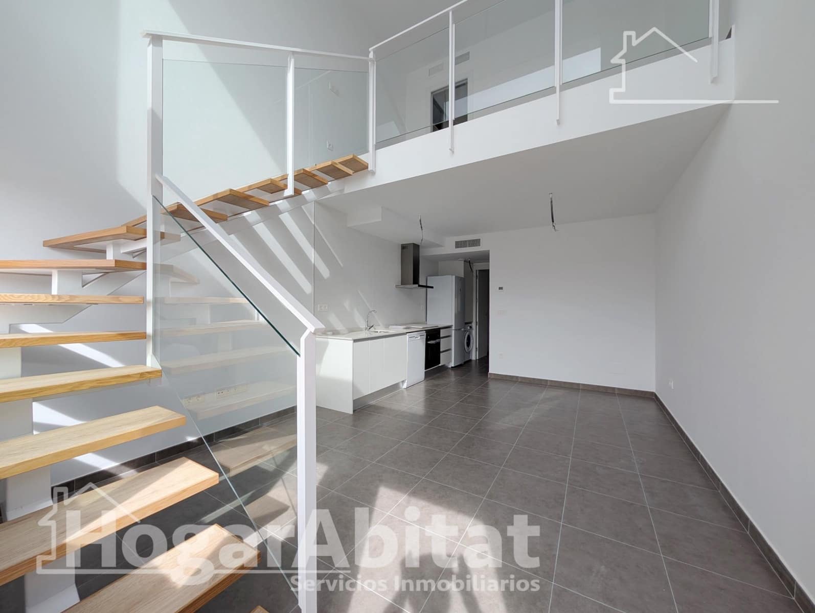 2 slaapkamer Rijtjeshuis te koop in Gran Alacant met zwembad garage - € 274.800 (Ref: 10147210)