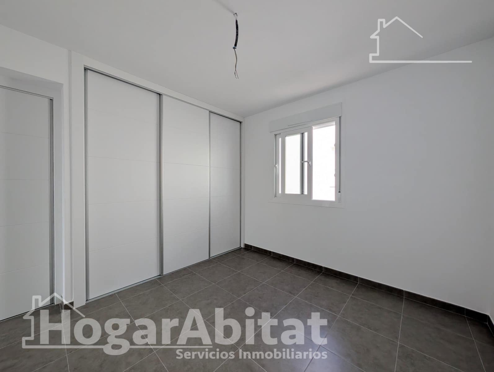 2 slaapkamer Rijtjeshuis te koop in Gran Alacant met zwembad garage - € 274.800 (Ref: 10147210)