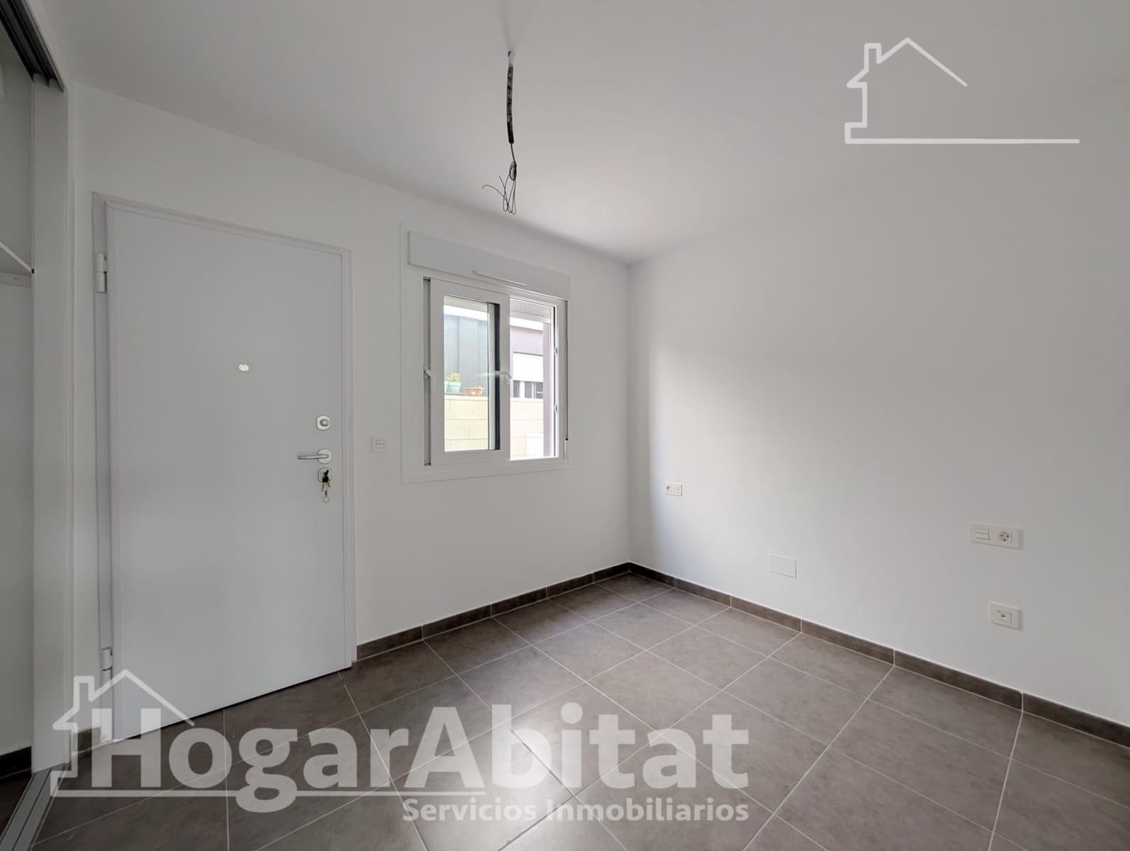 2 slaapkamer Rijtjeshuis te koop in Gran Alacant met zwembad garage - € 274.800 (Ref: 10147210)