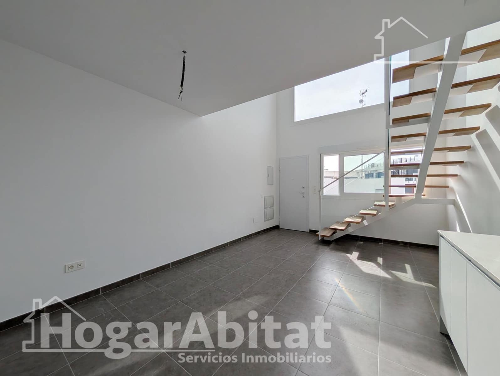 2 slaapkamer Rijtjeshuis te koop in Gran Alacant met zwembad garage - € 274.800 (Ref: 10147210)