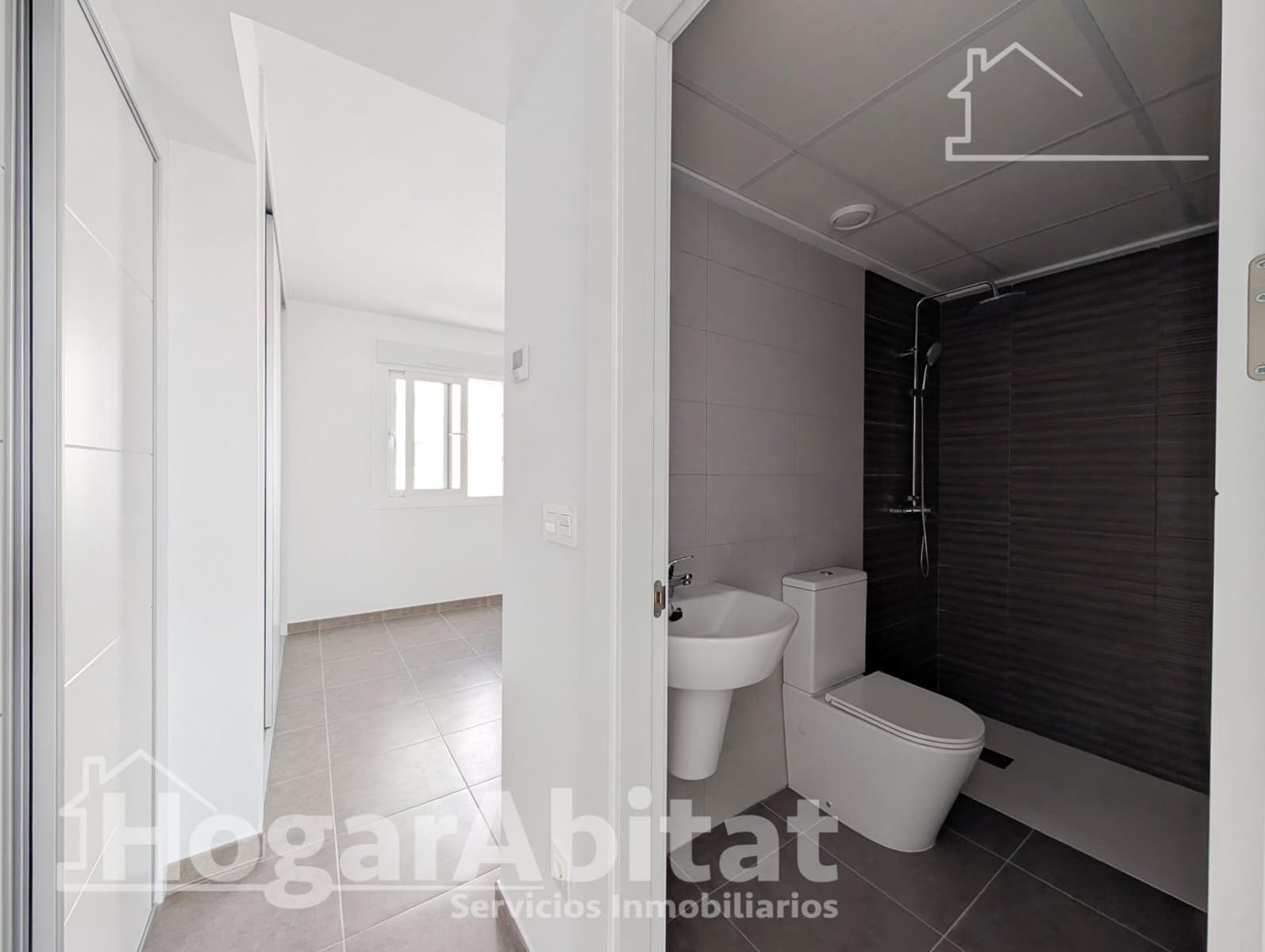 2 slaapkamer Rijtjeshuis te koop in Gran Alacant met zwembad garage - € 274.800 (Ref: 10147210)